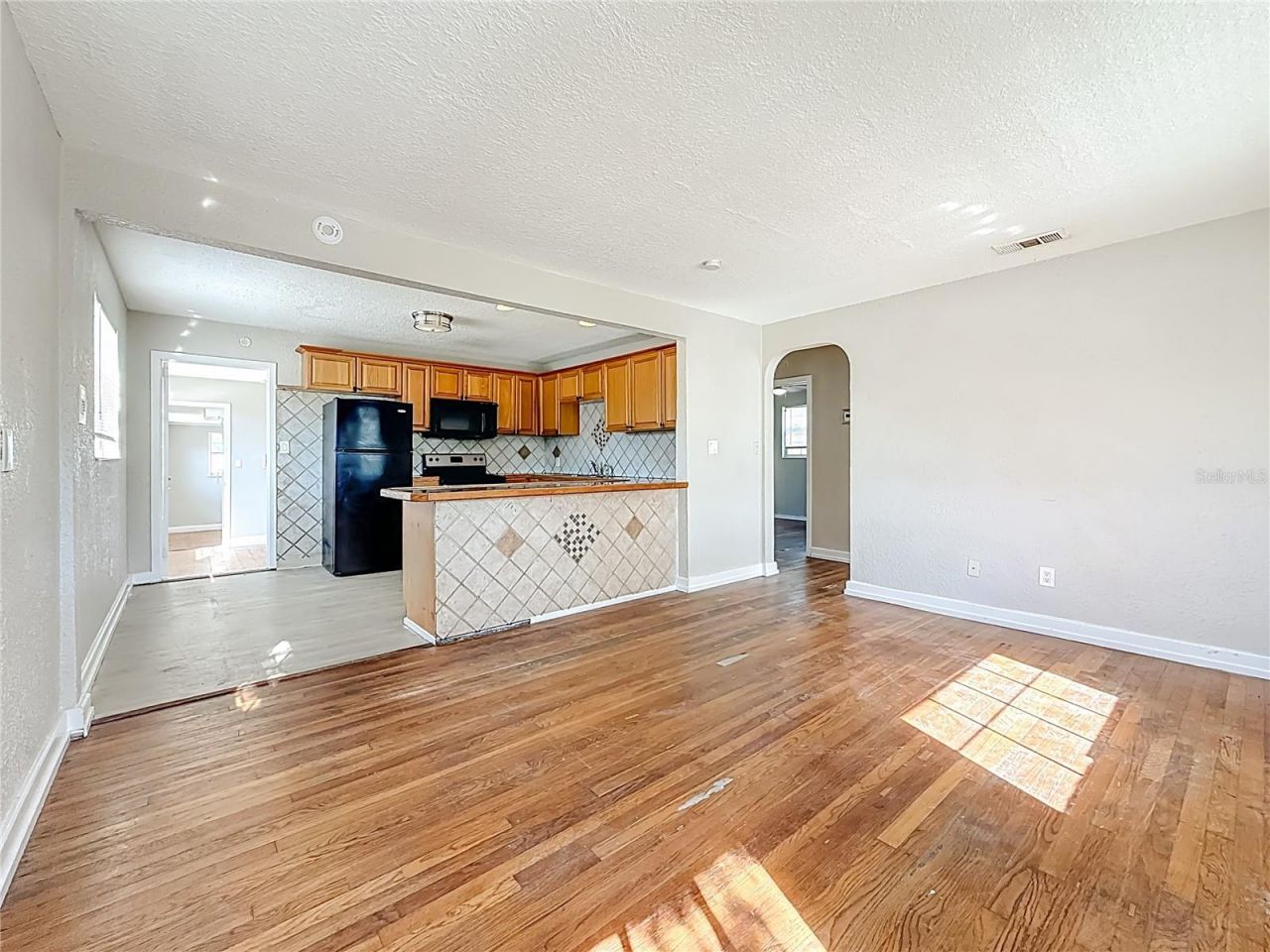 6295 3rd Avenue S, Saint Petersburg, FL 33707 Photo