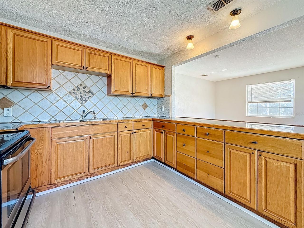 6295 3rd Avenue S, Saint Petersburg, FL 33707 Photo