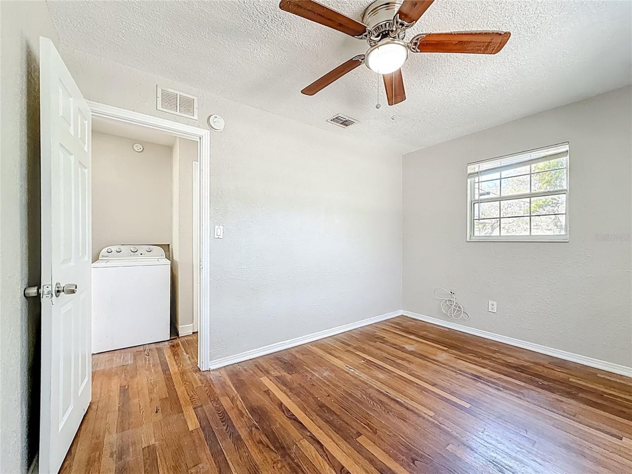 6295 3rd Avenue S, Saint Petersburg, FL 33707 Photo