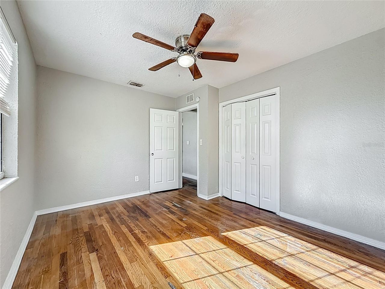 6295 3rd Avenue S, Saint Petersburg, FL 33707 Photo