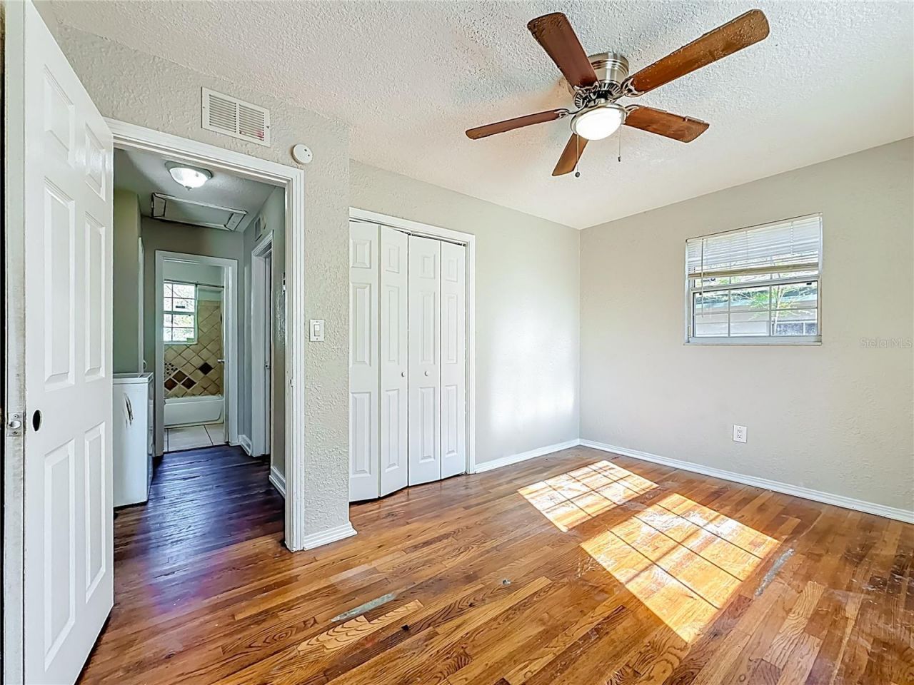 6295 3rd Avenue S, Saint Petersburg, FL 33707 Photo