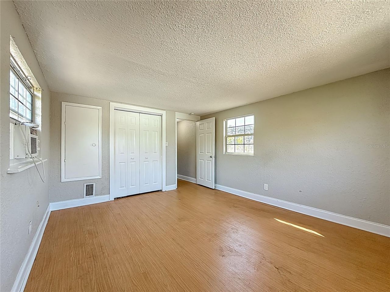 6295 3rd Avenue S, Saint Petersburg, FL 33707 Photo