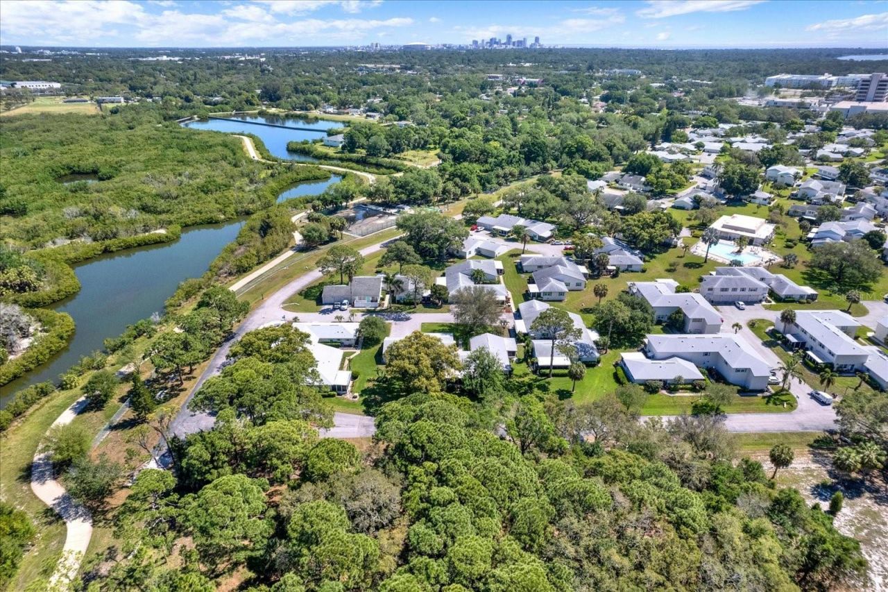 3344 37th Way S, Unit C1, Saint Petersburg, FL 33711 Photo