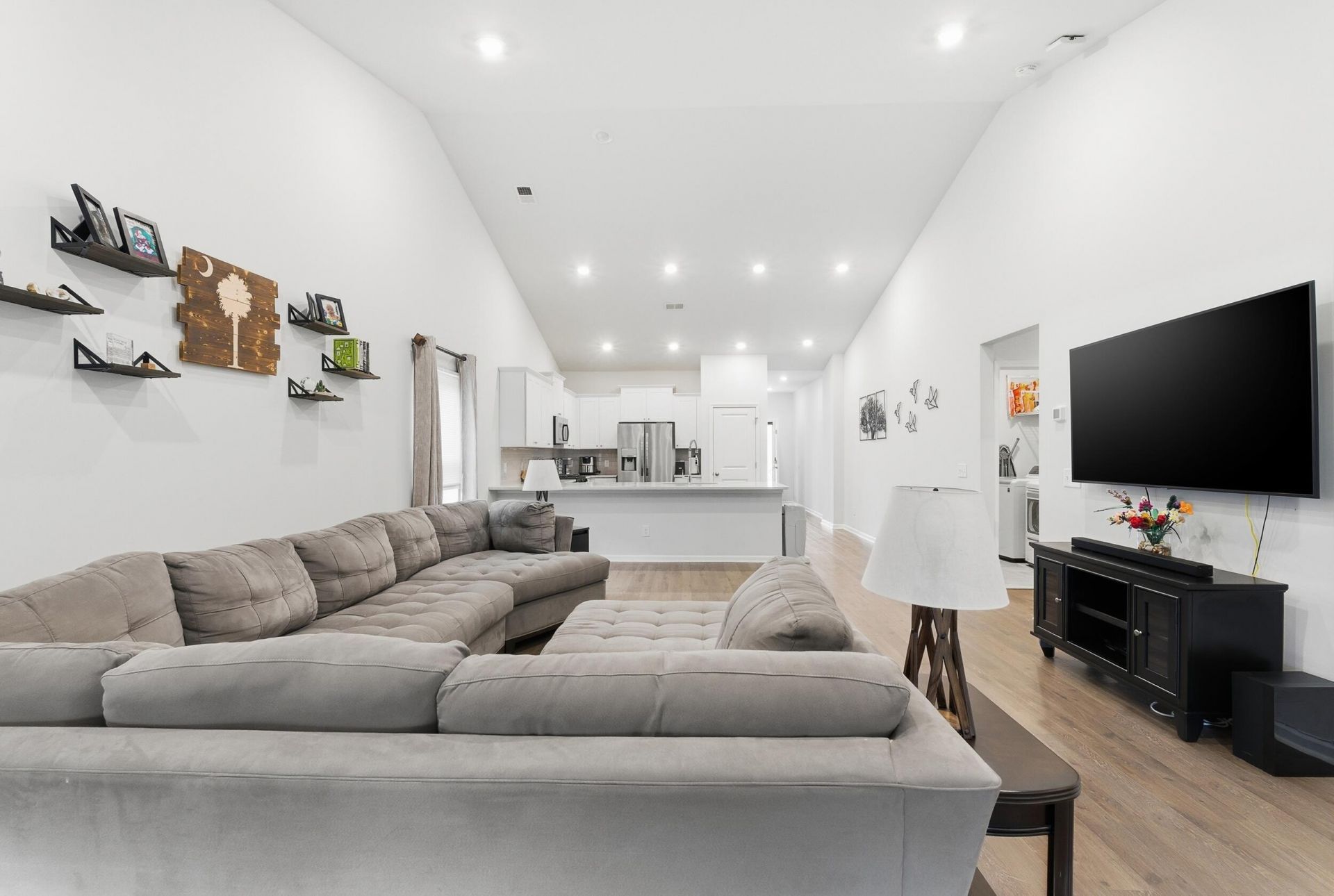 440 Richfield Way Photo 12