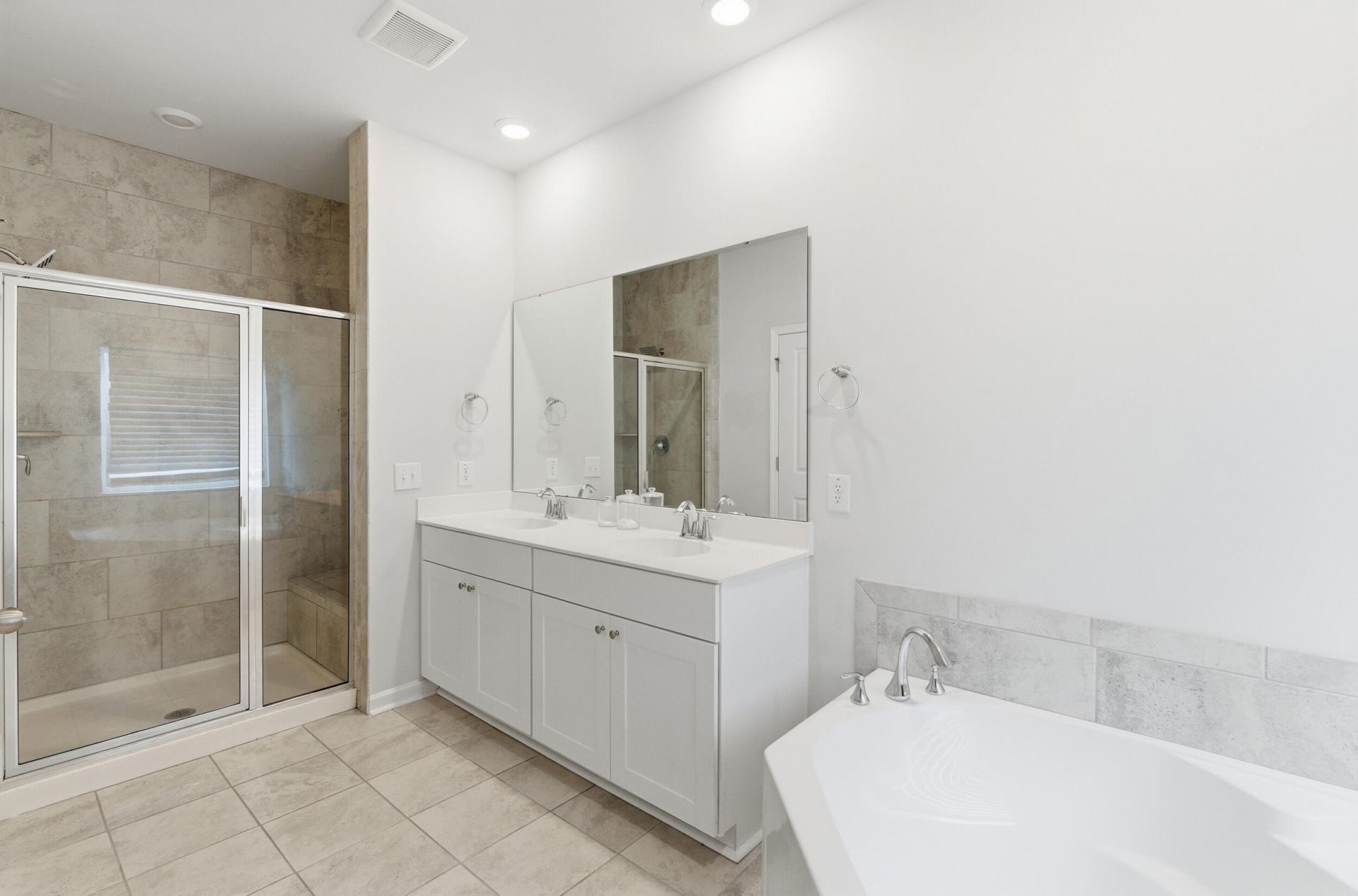 440 Richfield Way Photo 16