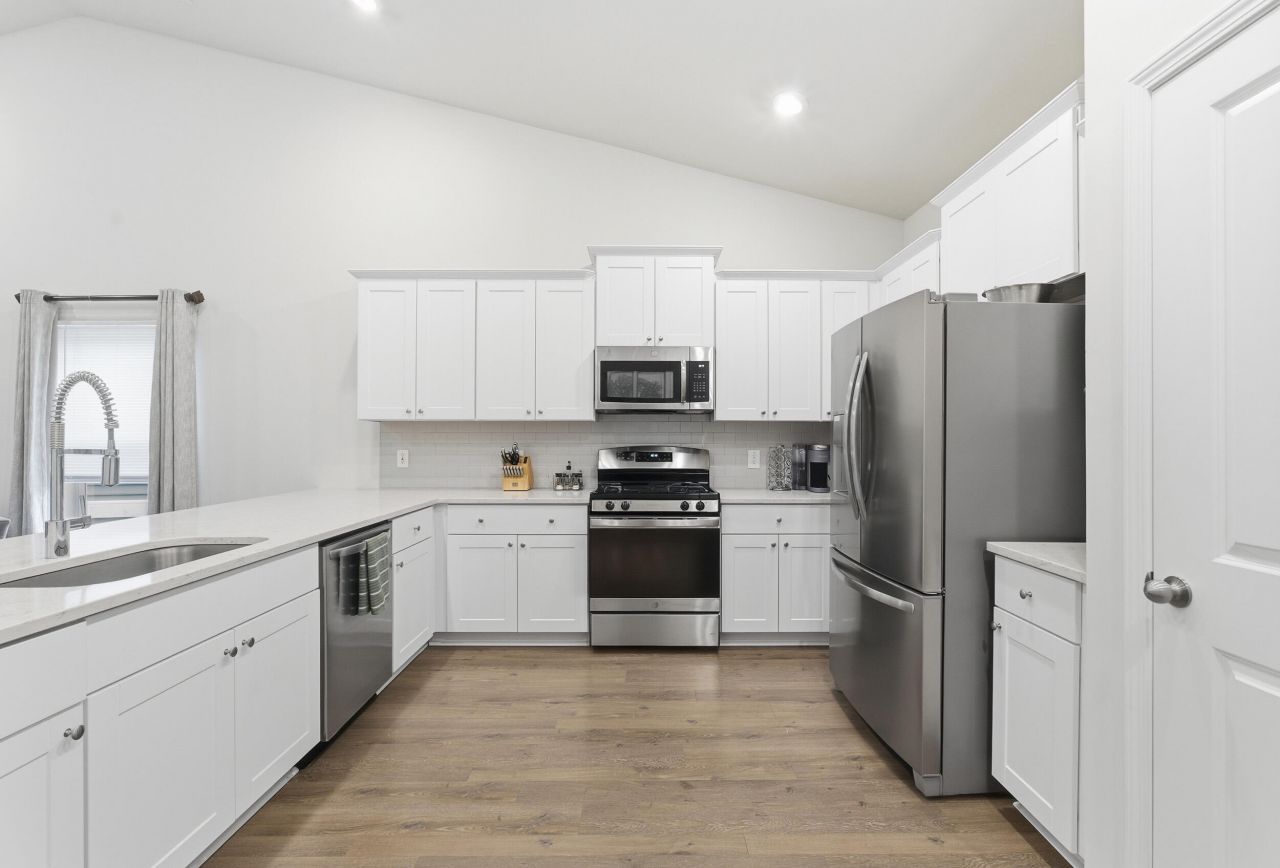 440 Richfield Way Photo 4