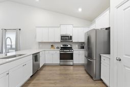 440 Richfield Way photo 4