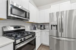 440 Richfield Way photo 4