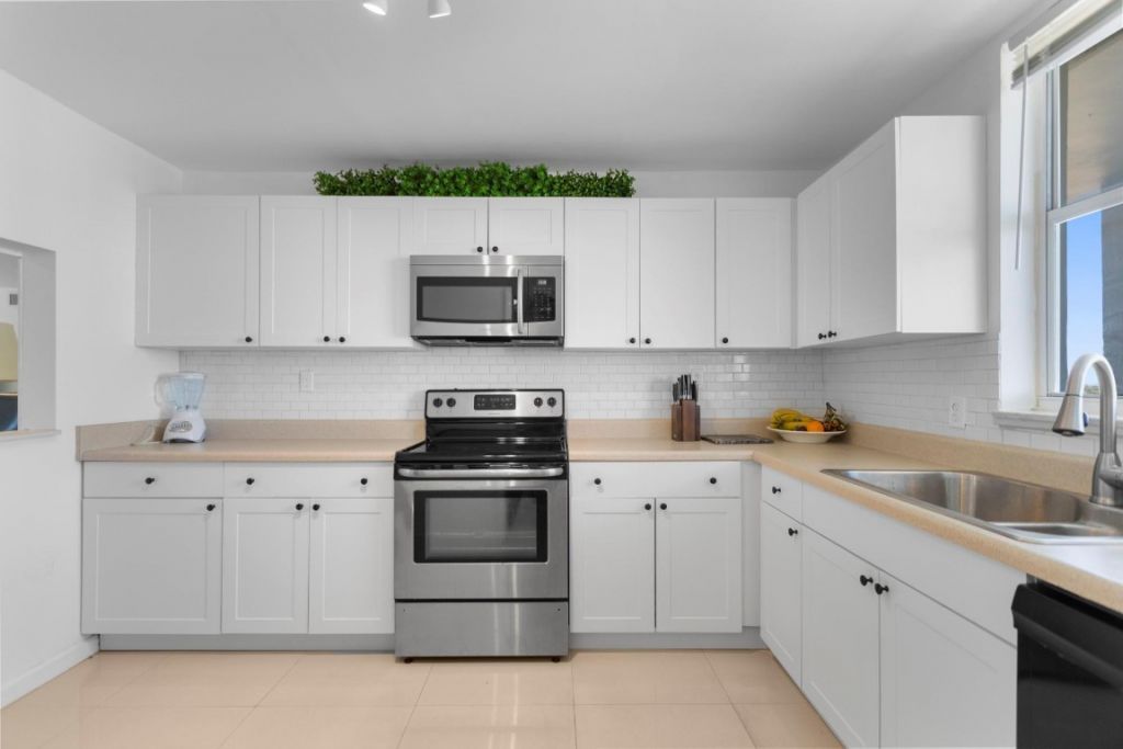 3100 NE 49th Street, Unit 1008, Fort Lauderdale, FL 33308 Photo