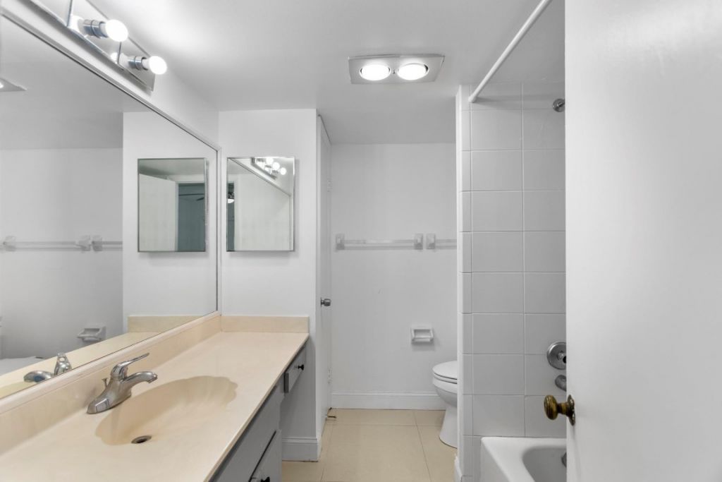 3100 NE 49th Street, Unit 1008, Fort Lauderdale, FL 33308 Photo