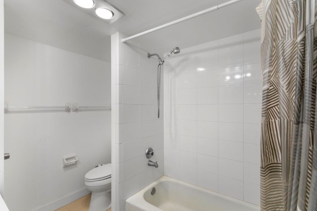 3100 NE 49th Street, Unit 1008, Fort Lauderdale, FL 33308 Photo