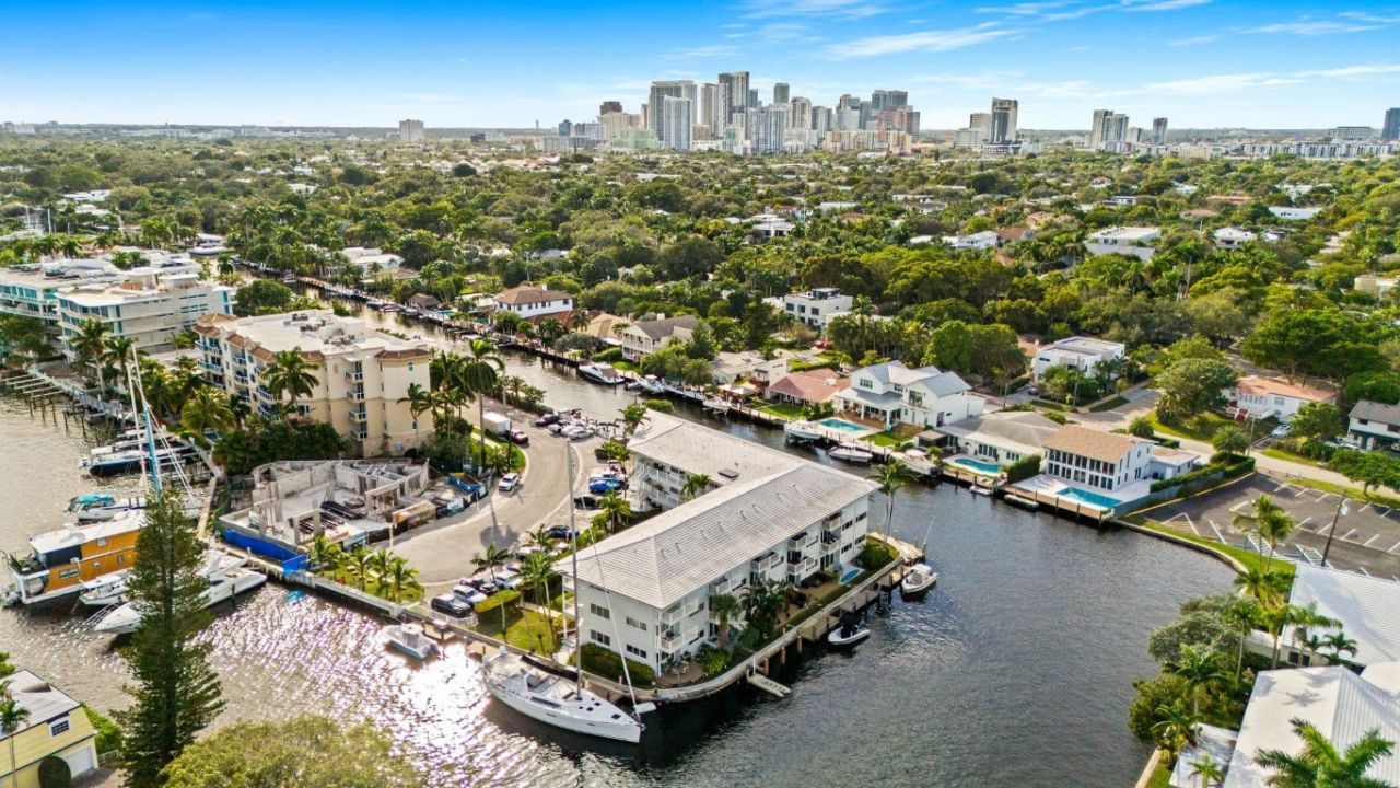 535 Hendricks Isle, Unit 109, Fort Lauderdale, FL 33301 Photo