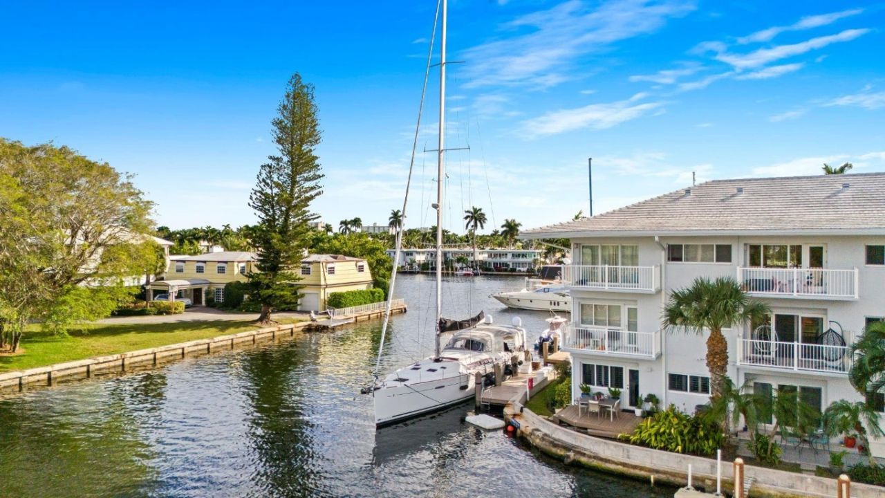 535 Hendricks Isle, Unit 109, Fort Lauderdale, FL 33301 Photo