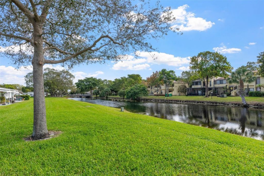 8550 NW 10th St, Unit A80, Fort Lauderdale, FL 33322 Photo