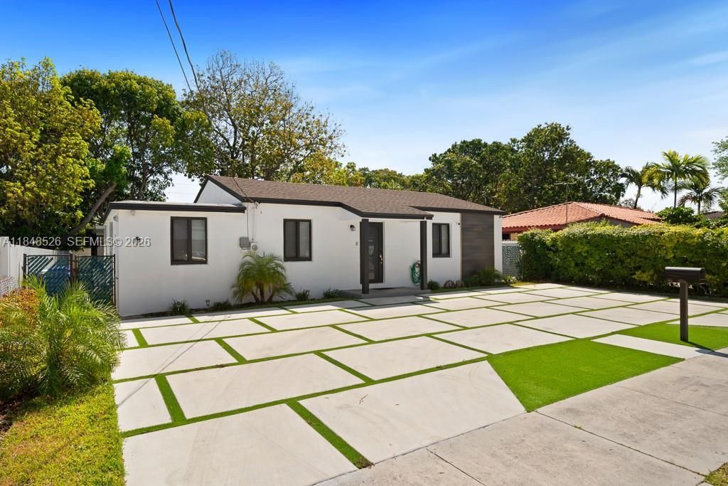 445 SW 62nd Ct, Miami, FL 33144 Photo