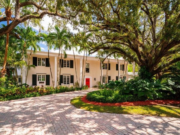 4871 SW 74th Ter, Miami, FL 33143