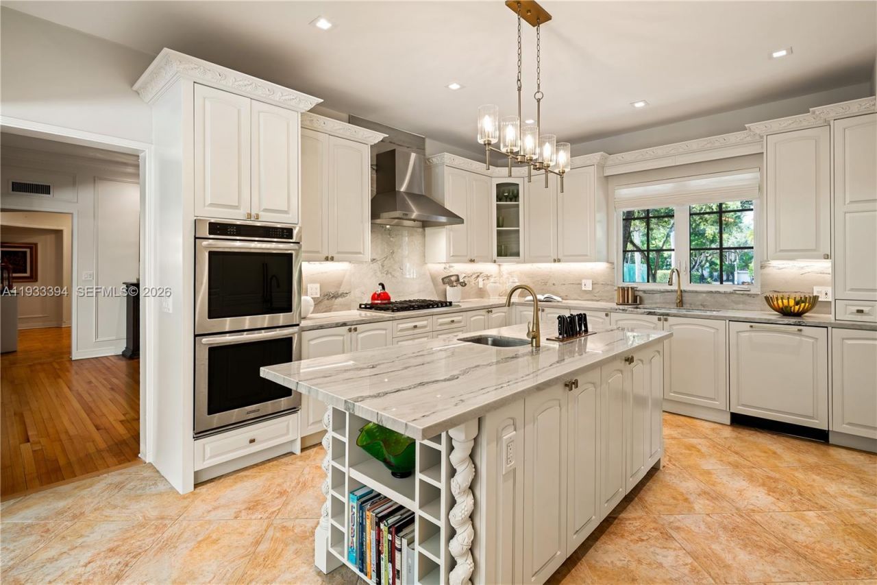 4871 SW 74th Ter, Miami, FL 33143 Photo