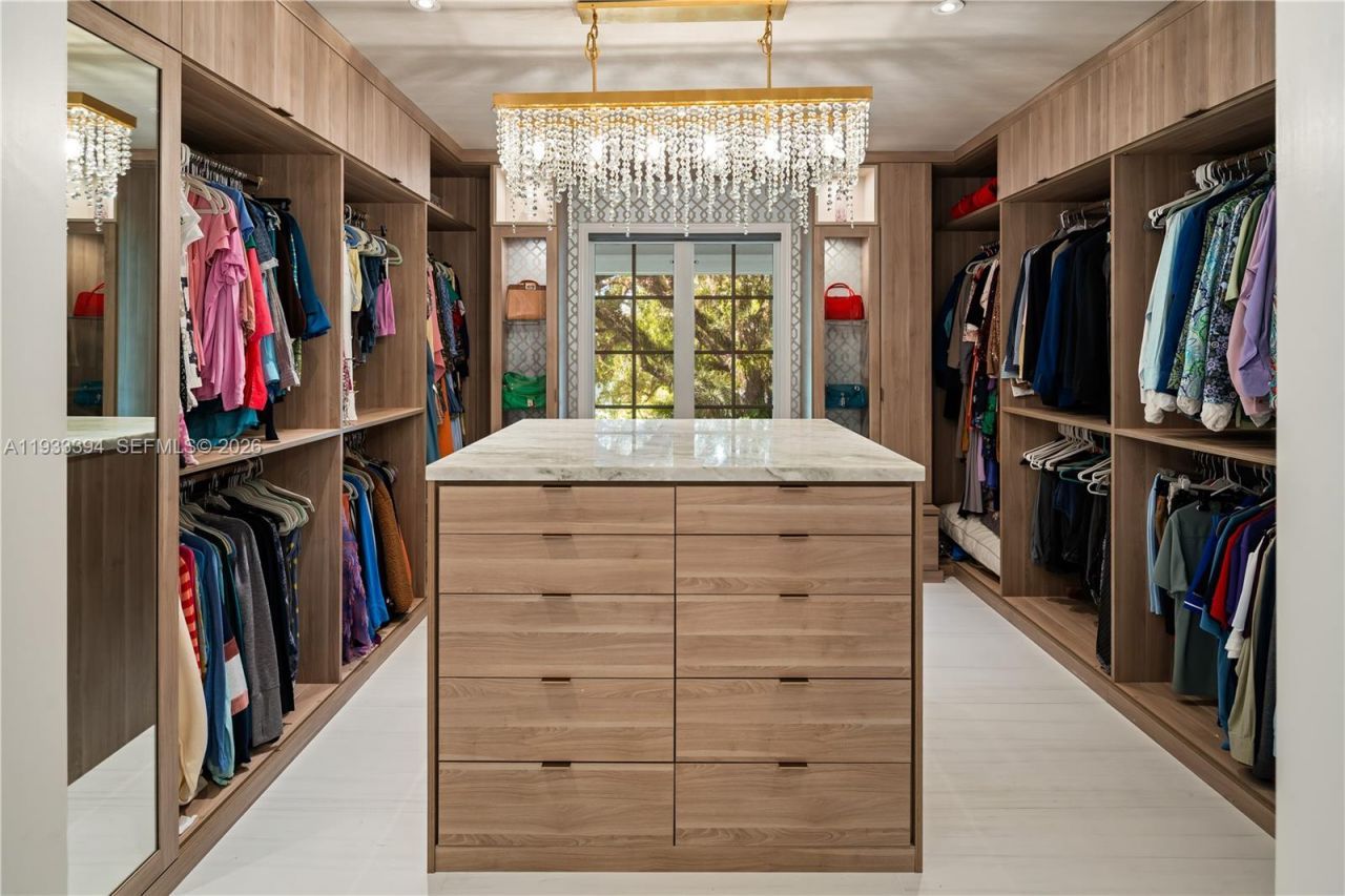 4871 SW 74th Ter, Miami, FL 33143 Photo