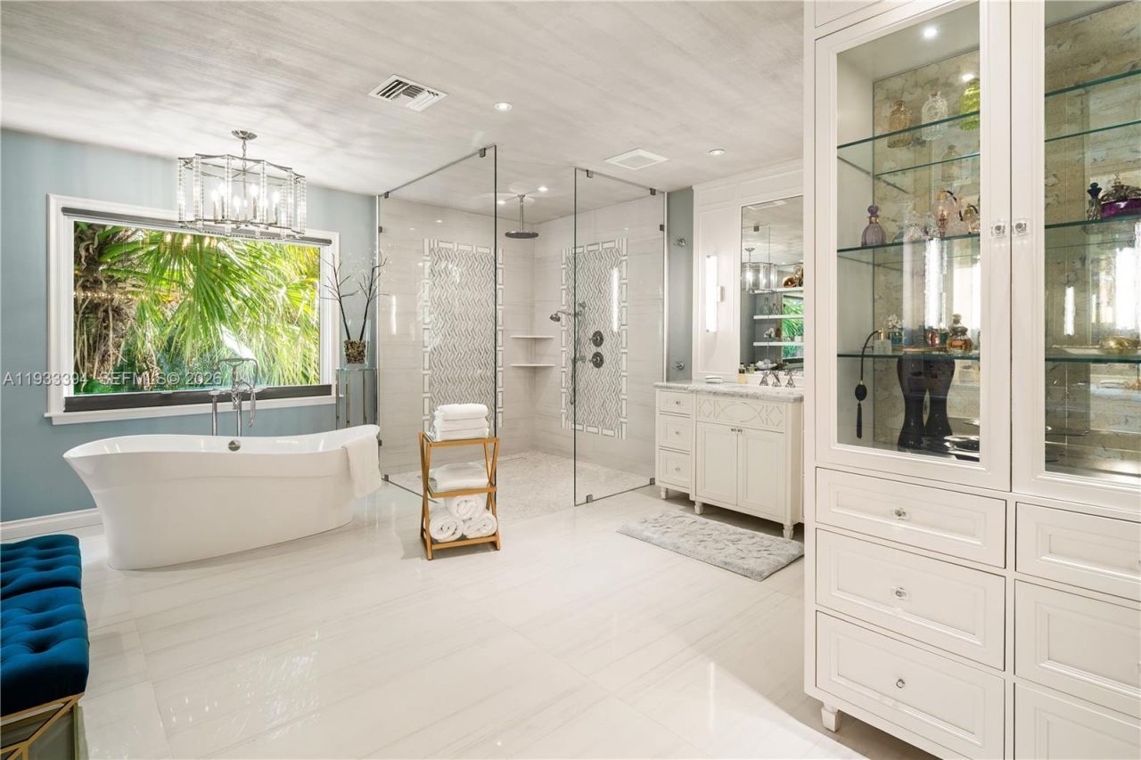 4871 SW 74th Ter, Miami, FL 33143 Photo