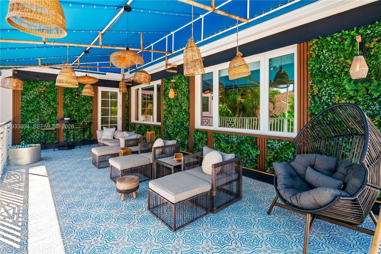 4871 SW 74th Ter, Miami, FL 33143 Photo