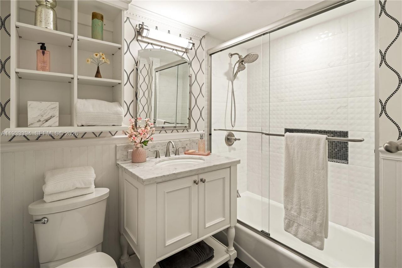 4871 SW 74th Ter, Miami, FL 33143 Photo