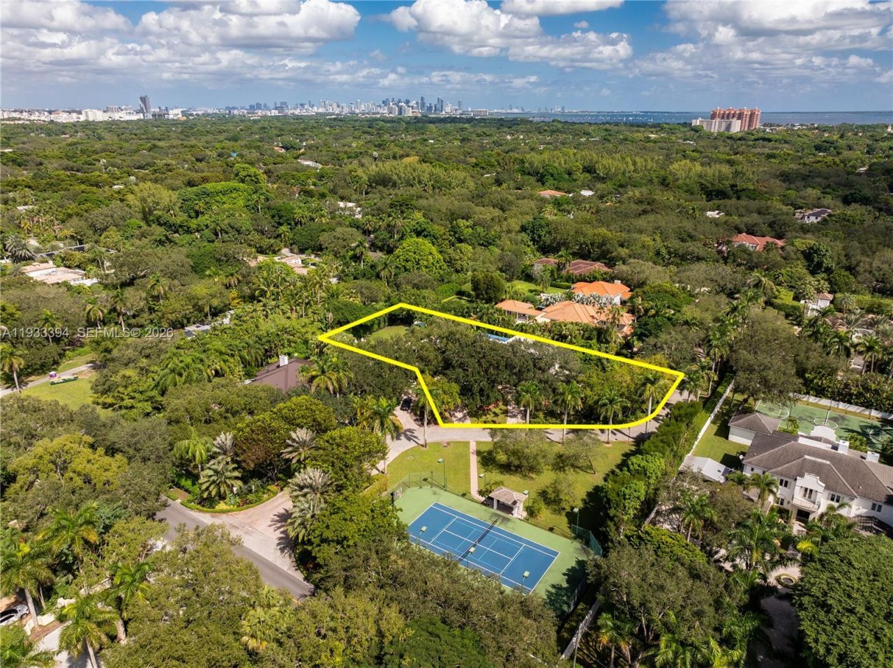 4871 SW 74th Ter, Miami, FL 33143 Photo