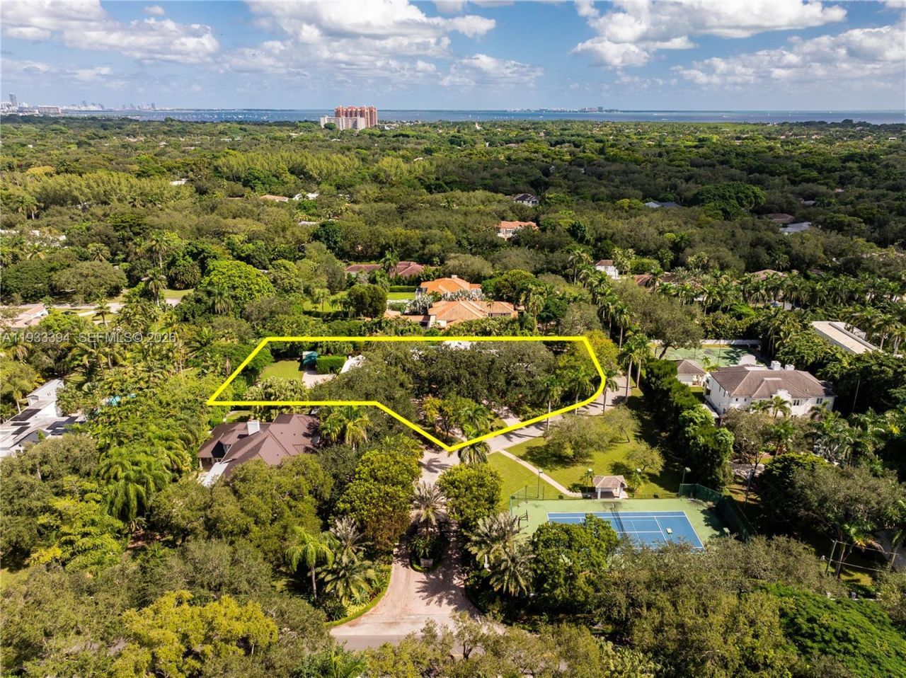 4871 SW 74th Ter, Miami, FL 33143 Photo