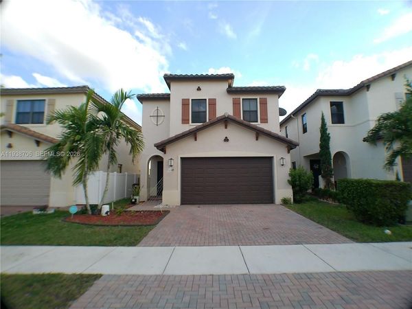 3308 W 95th Ter , Hialeah, FL 33018