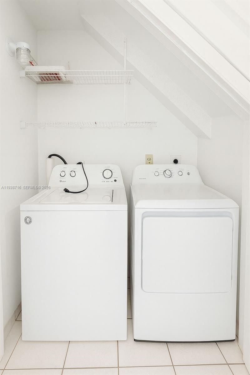 8170 NW 10th St, Unit 2, Miami, FL 33126 Photo