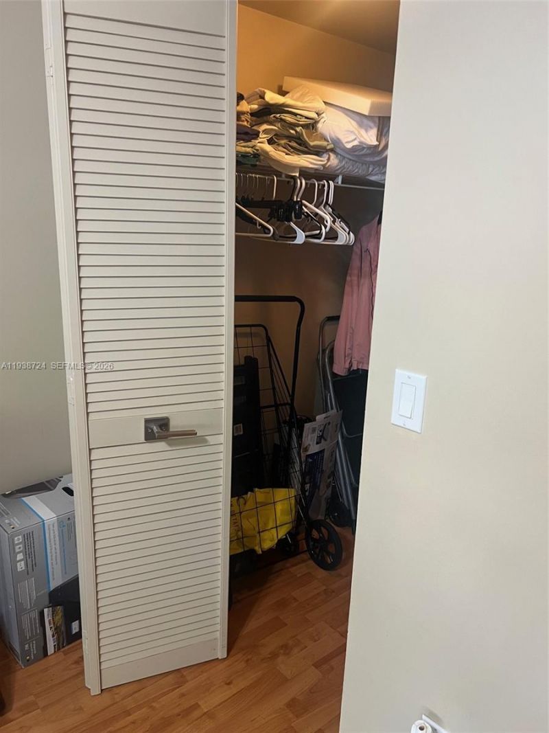 19877 E Country Club Dr, Unit 3101, Aventura, FL 33180 Photo