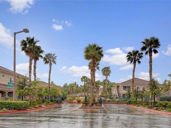 10524 Pine Gardens Court , Unit 203, Las Vegas, NV 89144