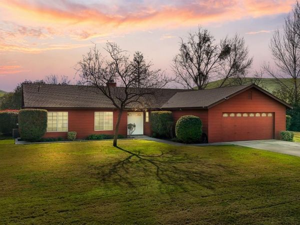13120 Game Set Way, Bakersfield, CA 93306