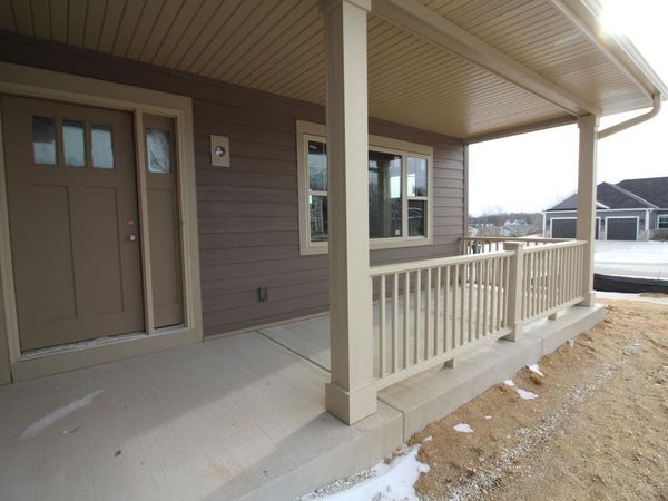 426 Parker Dr, Genoa City, WI 53128