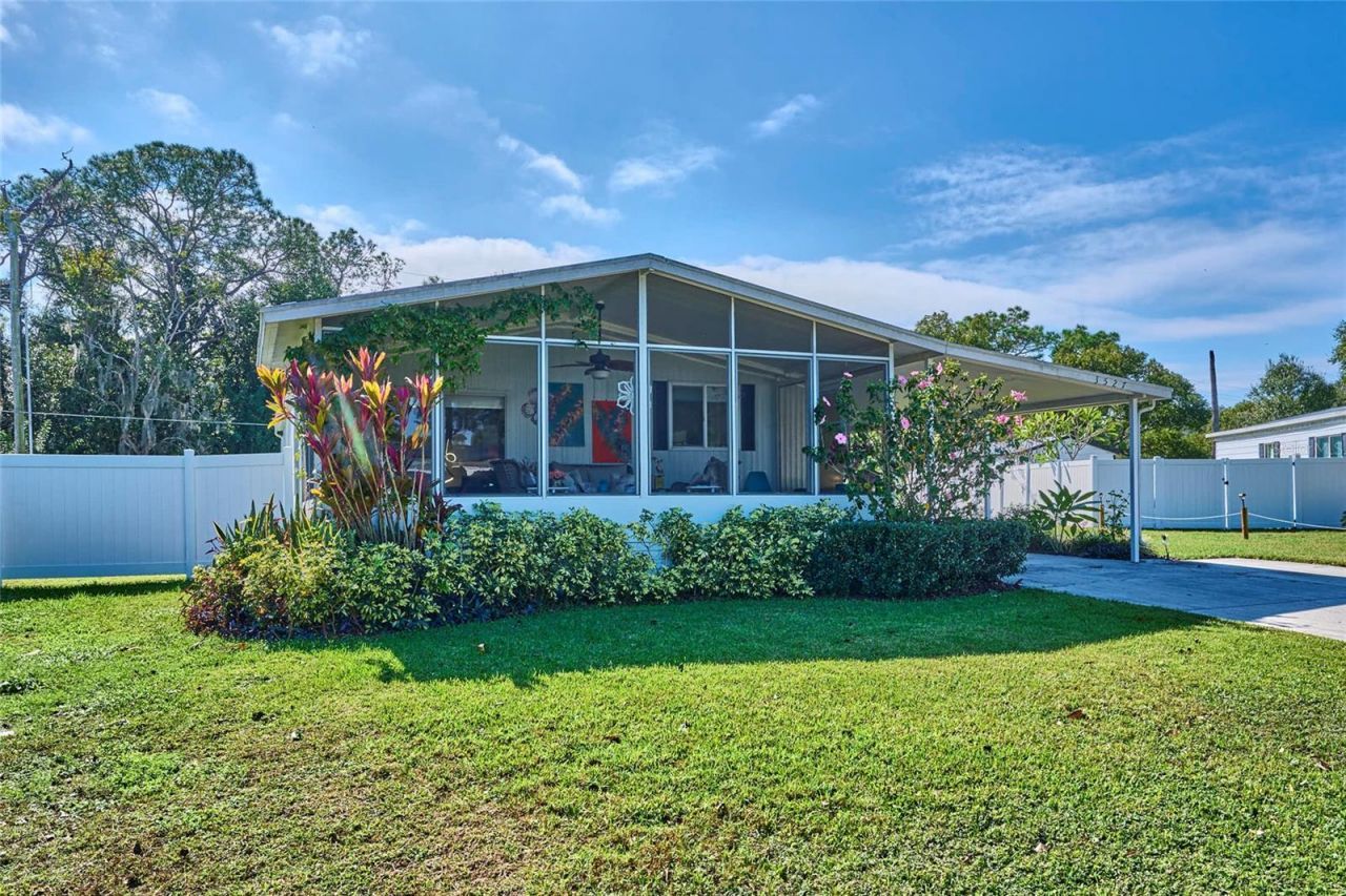 3527 Lazy Lake Drive S, Lakeland, FL 33801 Main Photo