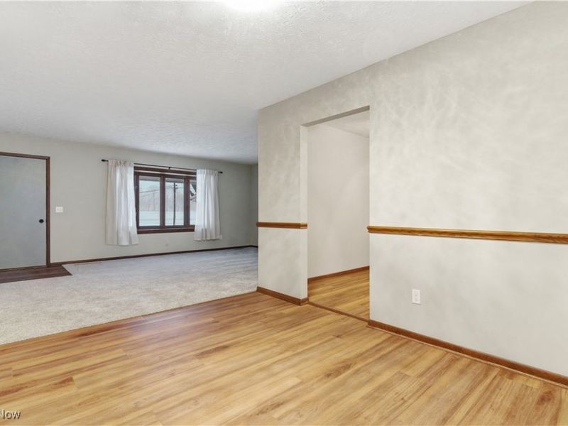 3212 Foxmoor Street NE, Hartville, OH 44632 Photo 14