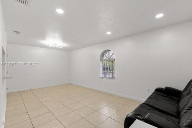 8851 NW 119th St, Unit 6101, Hialeah Gardens, FL 33018 Photo