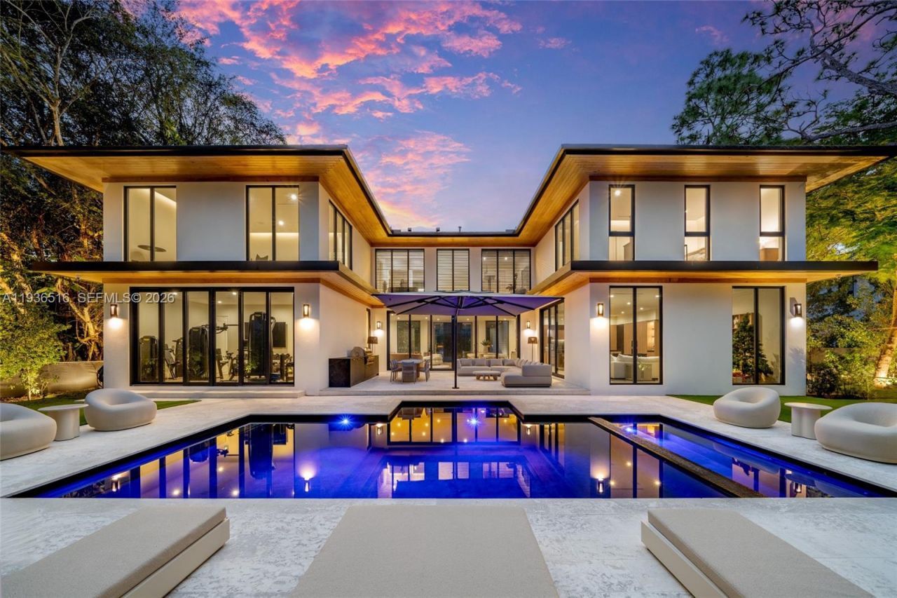 6003 SW 80th St, South Miami, FL 33143 Photo