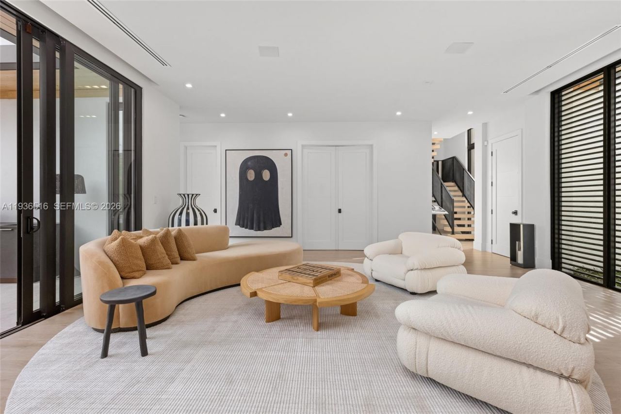 6003 SW 80th St, South Miami, FL 33143 Photo