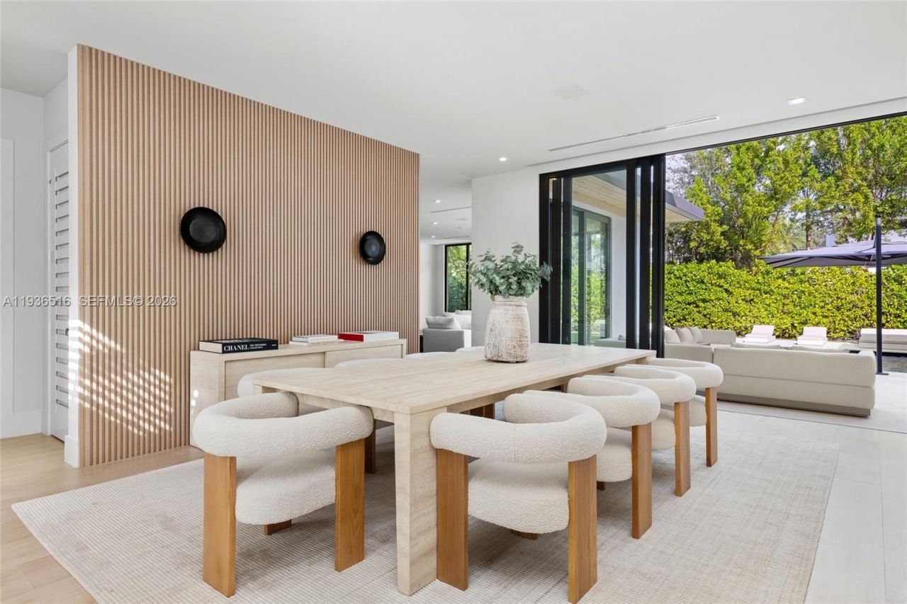 6003 SW 80th St, South Miami, FL 33143 Photo