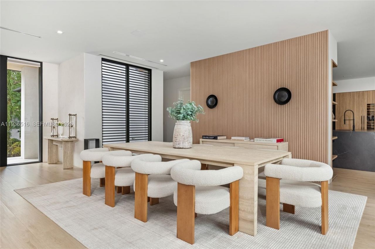 6003 SW 80th St, South Miami, FL 33143 Photo