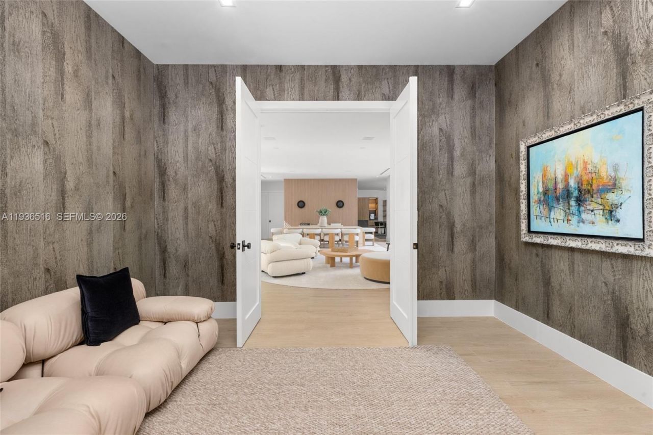 6003 SW 80th St, South Miami, FL 33143 Photo