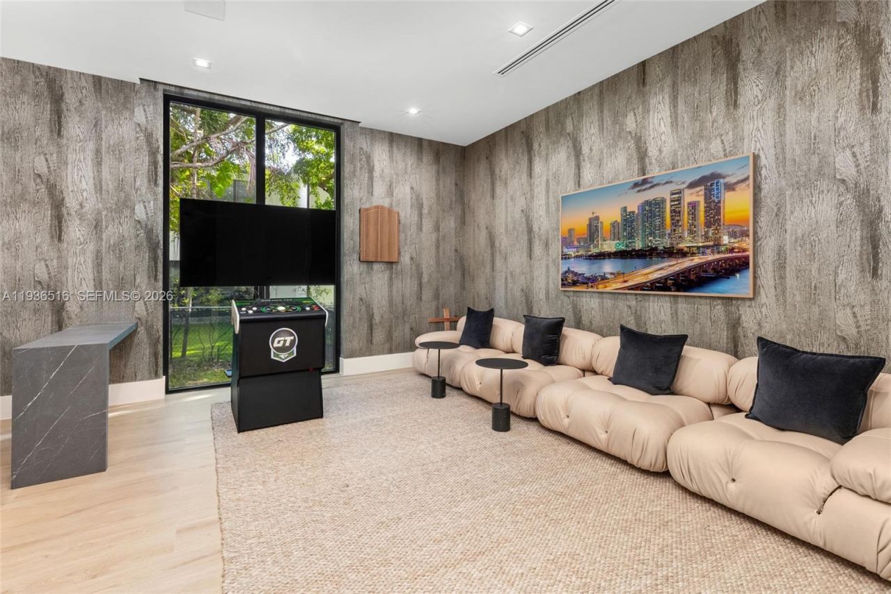 6003 SW 80th St, South Miami, FL 33143 Photo