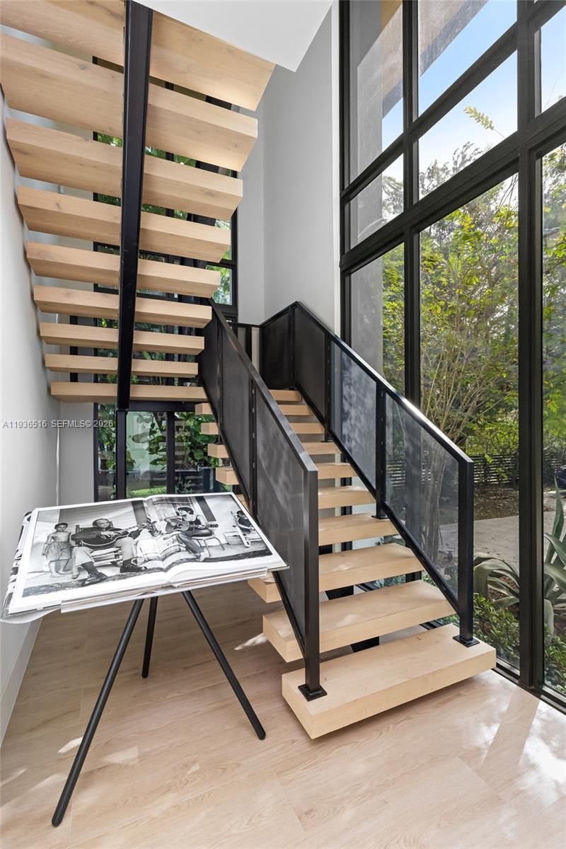 6003 SW 80th St, South Miami, FL 33143 Photo