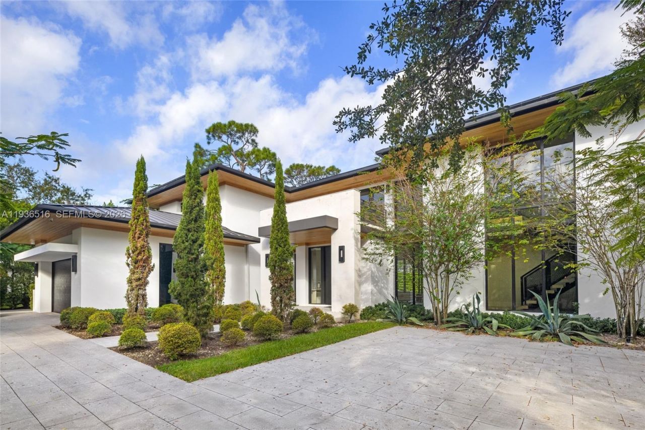 6003 SW 80th St, South Miami, FL 33143 Photo