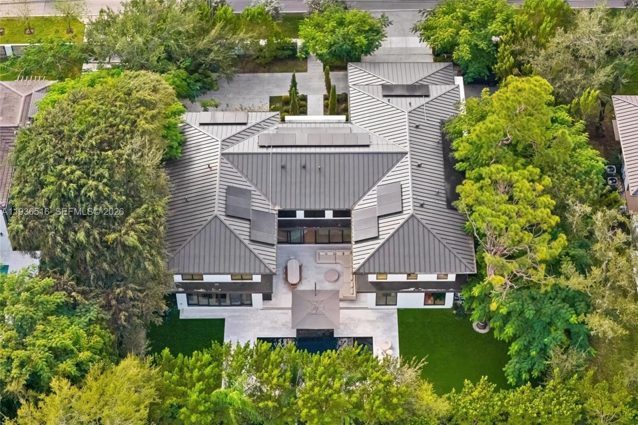 6003 SW 80th St, South Miami, FL 33143 Photo