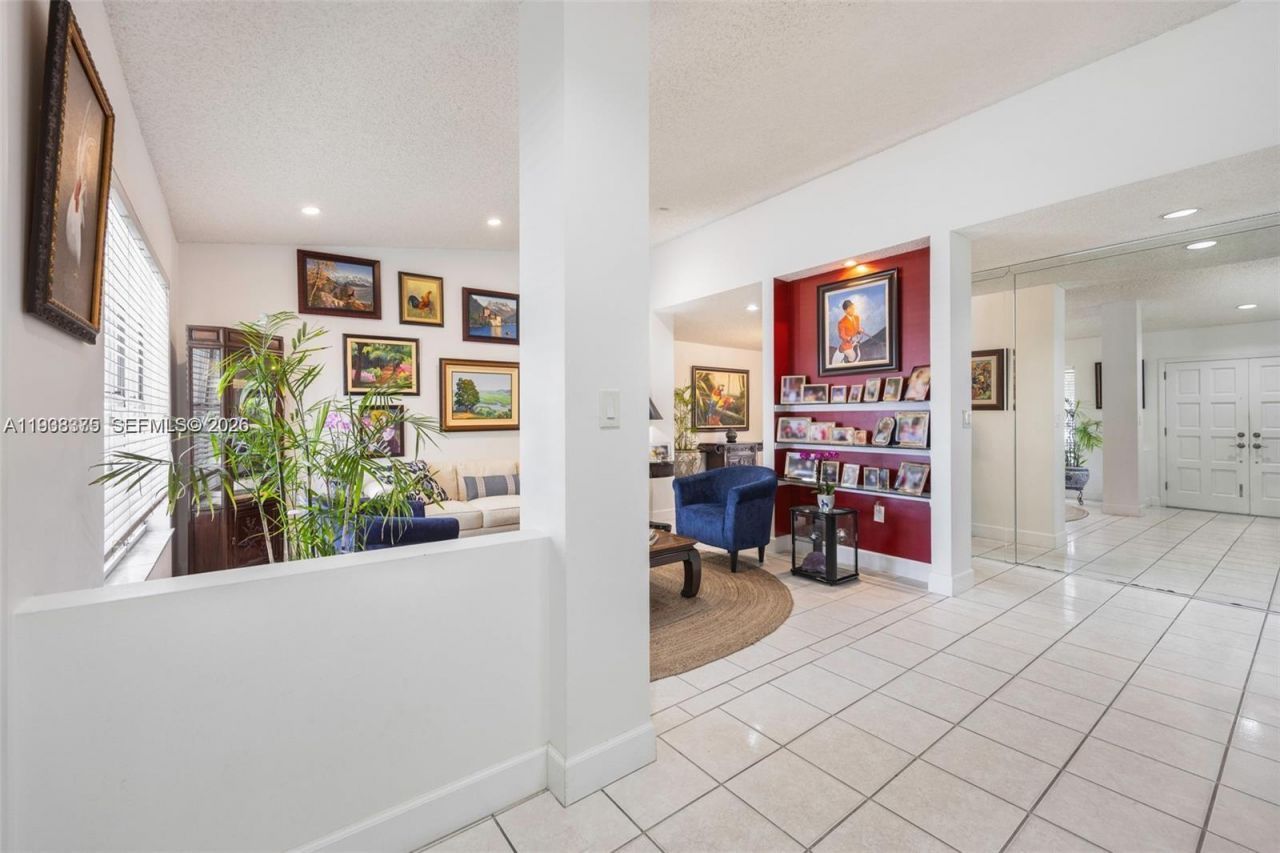 8610 SW 83rd St, Miami, FL 33143 Photo