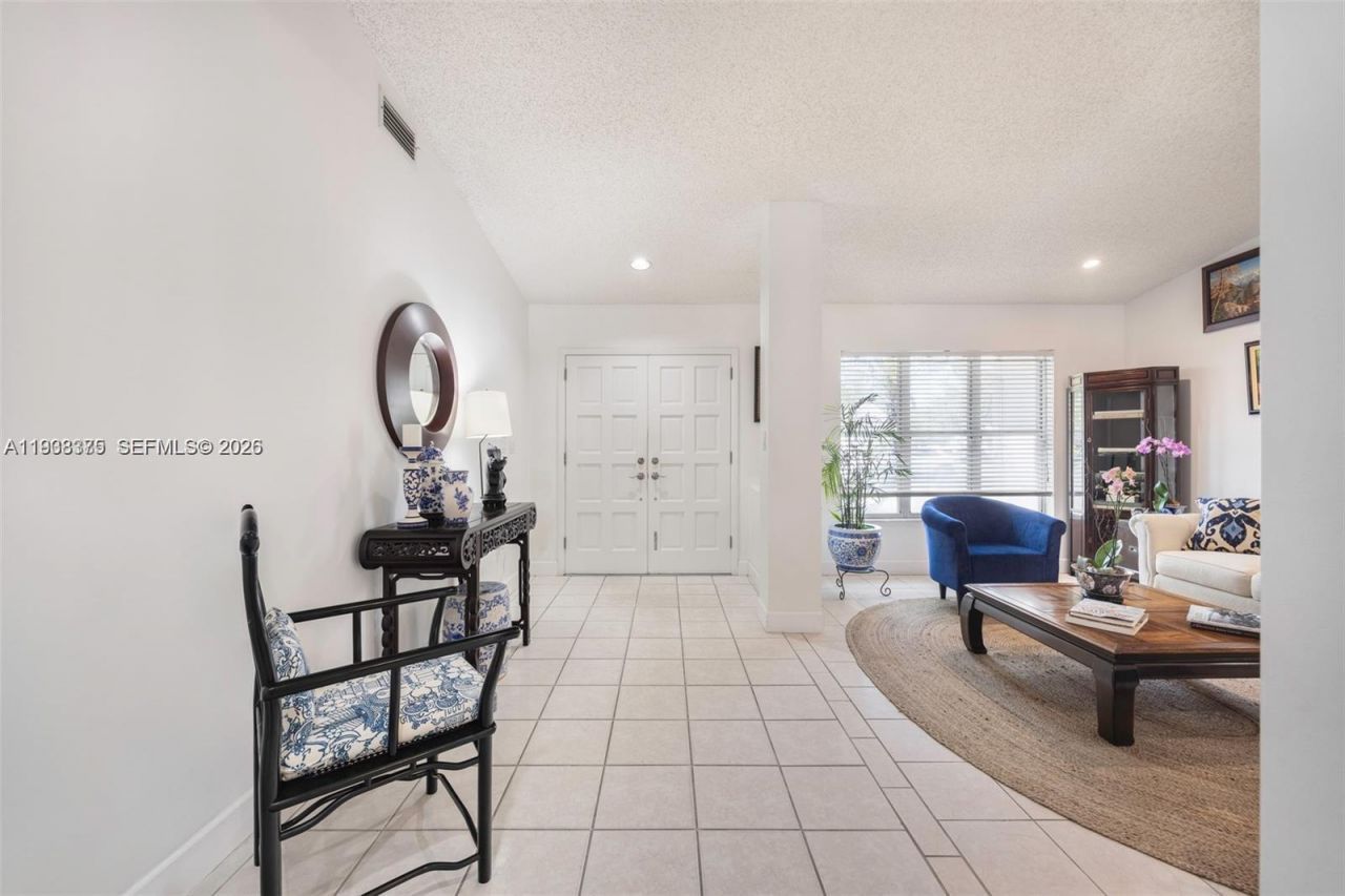 8610 SW 83rd St, Miami, FL 33143 Photo