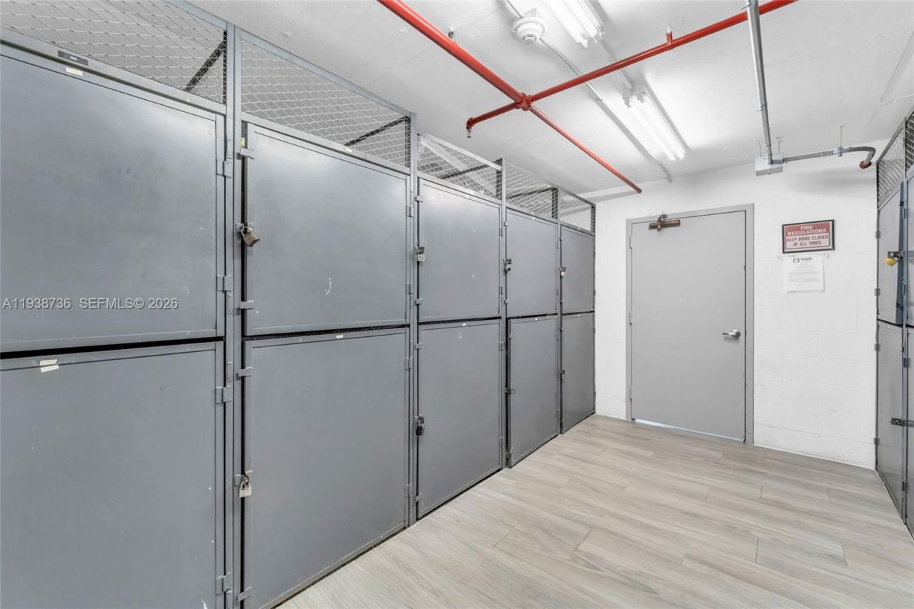 16919 N Bay Rd, Unit 118, Sunny Isles Beach, FL 33160 Photo