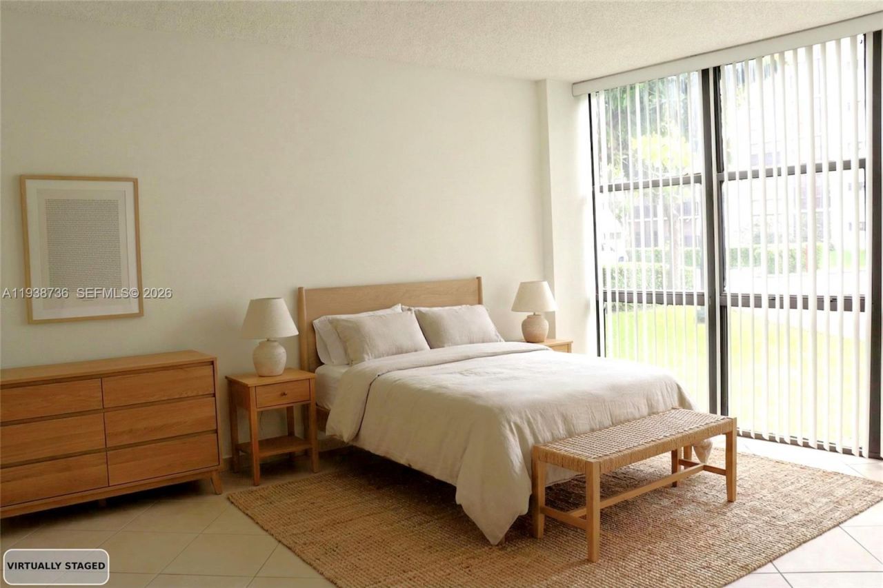 16919 N Bay Rd, Unit 118, Sunny Isles Beach, FL 33160 Photo