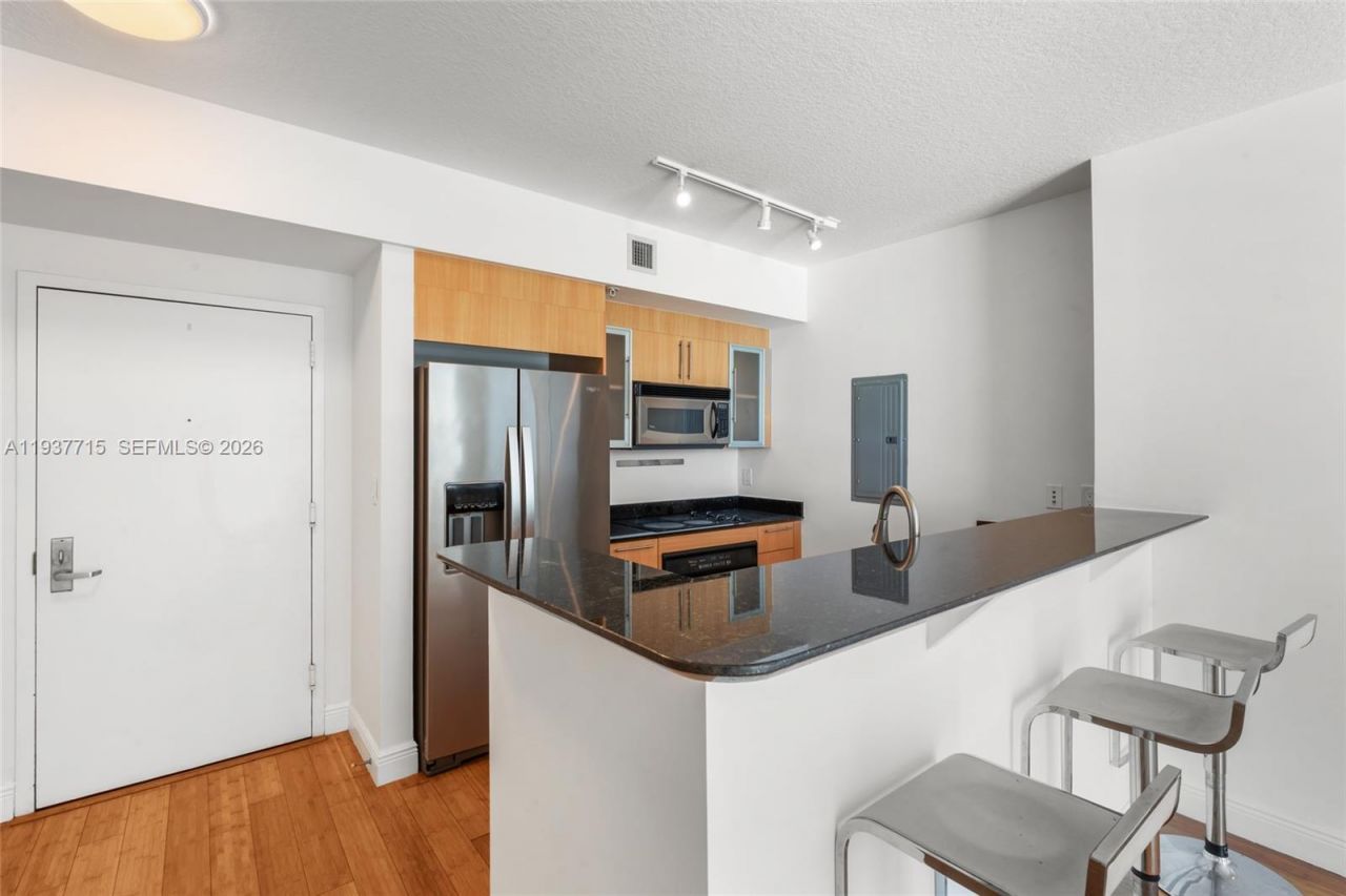 335 S Biscayne Blvd , Unit 908, Miami, FL 33131 Photo